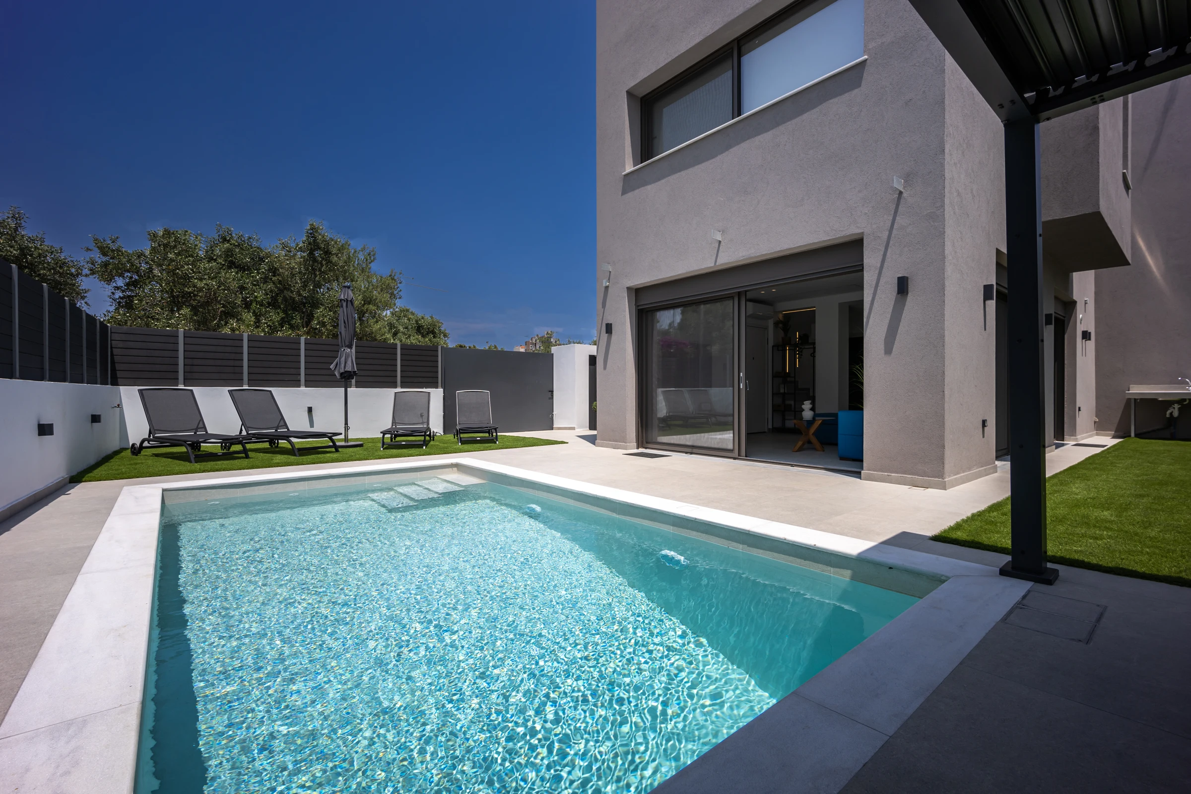 Villa Elaria / 01