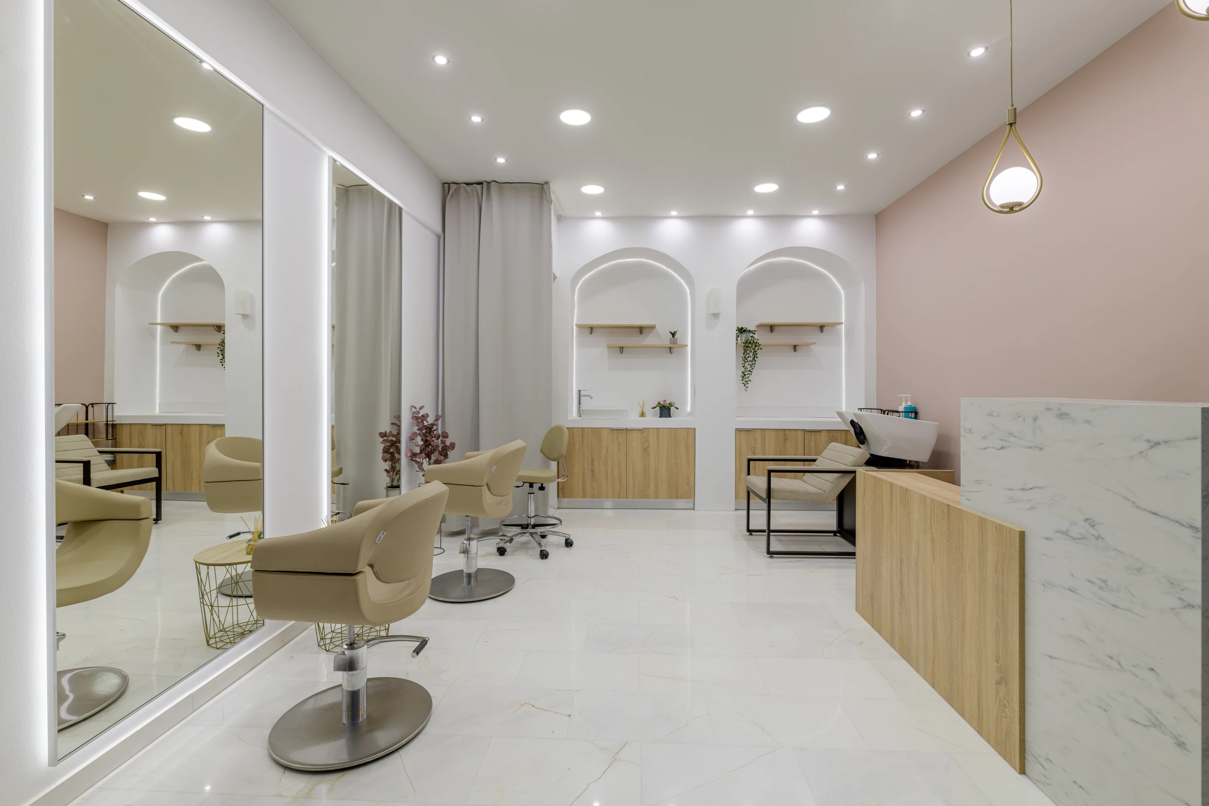 Hair Luxe — Εσωτερικός χώρος