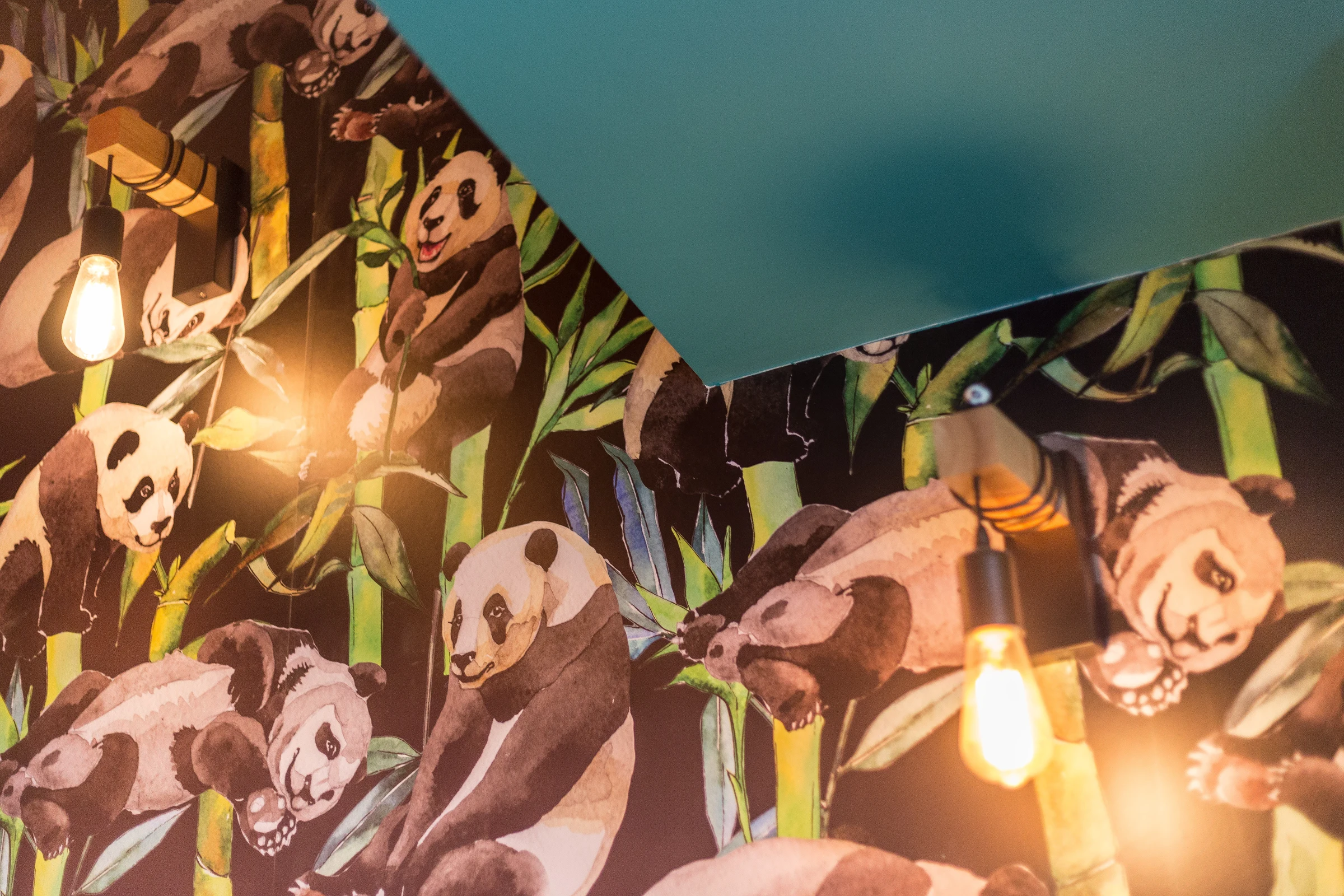 Χρώμα και επιφάνειες — Umami Panda